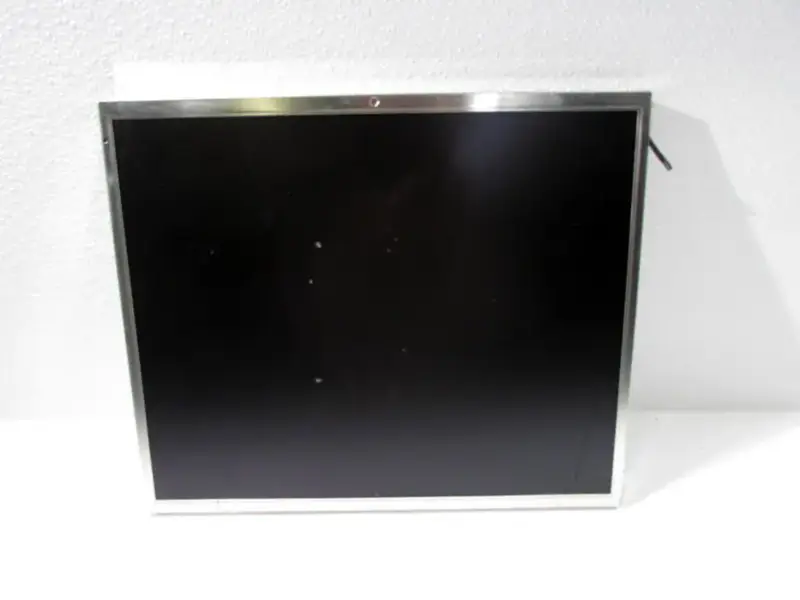 Samsung LTM170EU-L02 LCD