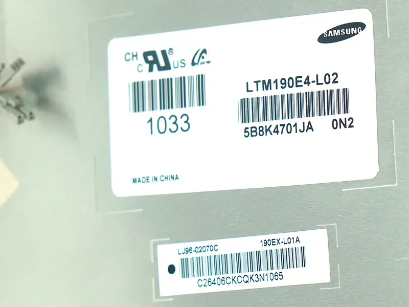 Remplacement du panneau LCD Samsung LTM190E4-L02 pour moniteur de bureau