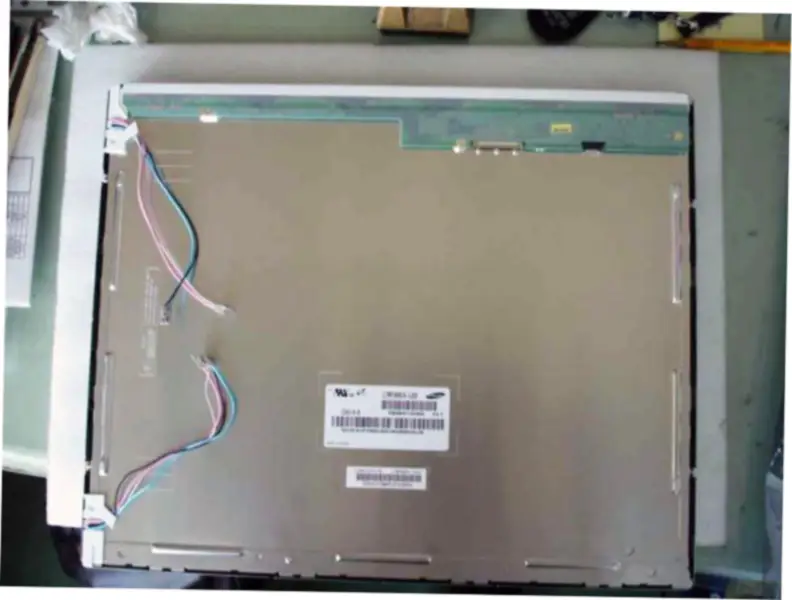 Samsung LTM190E4-L02 LCD