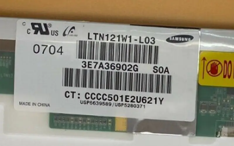 Remplacement du panneau LCD Samsung LTN121W1-L03