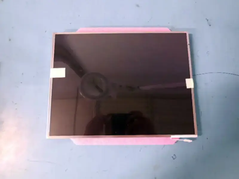 Samsung LTN141P1-L02 LCD