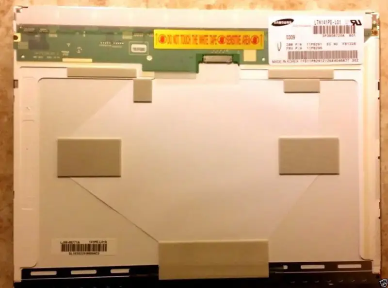 LTN141PE-L01 Wymiana panelu LCD Samsung