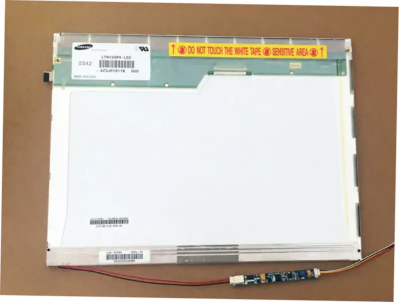 Samsung LTN150P4-L02 LCD