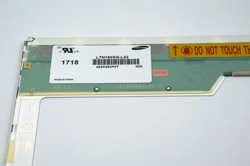 Sostituzione pannello LCD Samsung LTN150XG-L02 per laptop