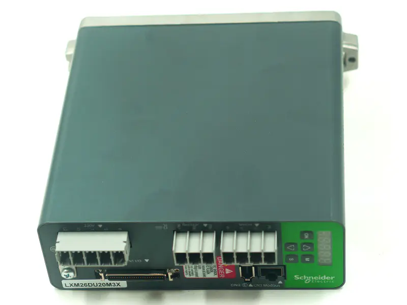 2KW Pour Schneider Lexium 26 Servo Driver AC triphasé LXM26DU20M3X