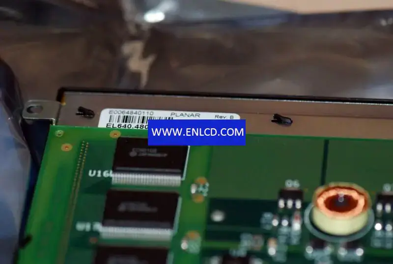 Wymiana panelu LCD Lumineq EL640.480-AA1