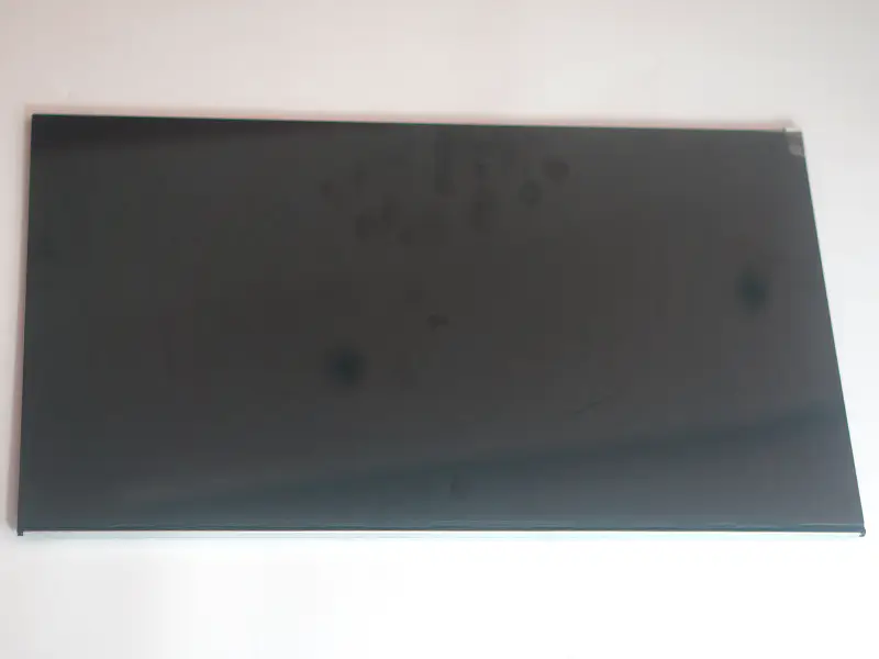 Remplacement du panneau LCD Innolux M270KCJ-L5Z