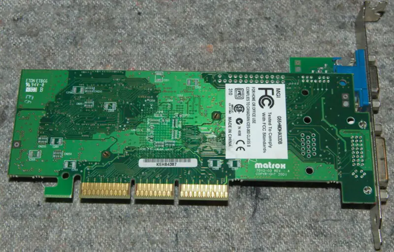 MATROX G550 32MB G55+MDHA32DB Carte graphique AGP VGA
