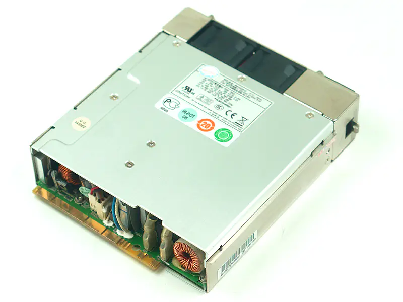 Alimentation pour Zippy Emacs 400W à découpage MRW-6400P-R