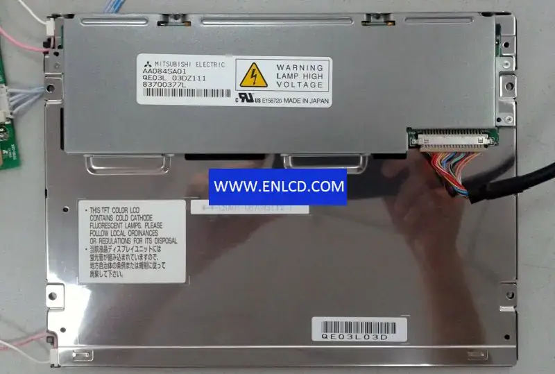 Remplacement du panneau LCD Mitsubishi AA084SA01