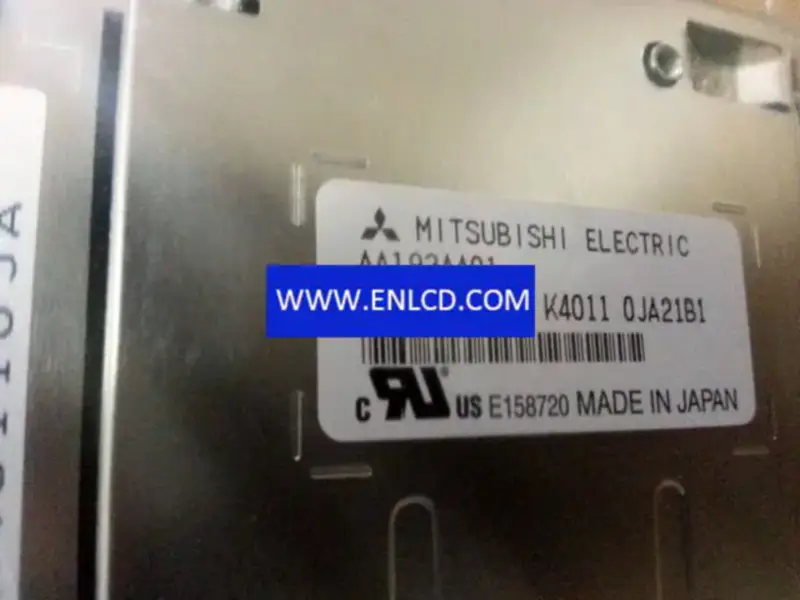 Remplacement du panneau LCD Mitsubishi AA192AA01
