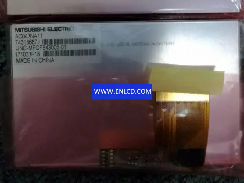 Remplacement du panneau LCD Mitsubishi AC043NA11