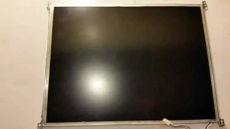 Remplacement du panneau LCD Innolux N121X4-L01 pour ordinateur portable