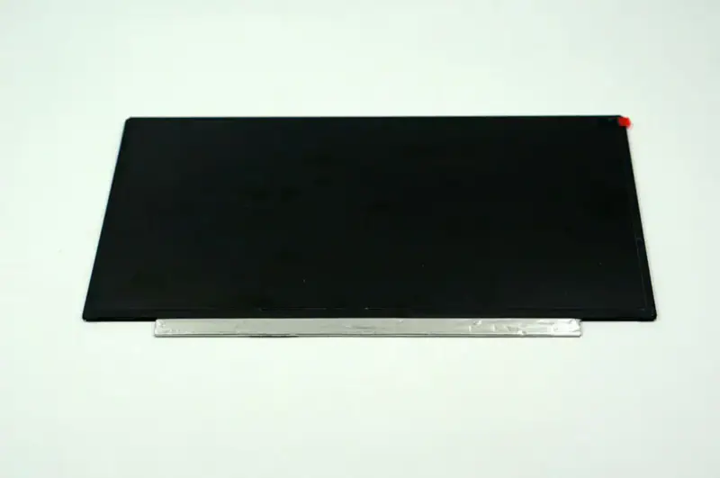 Remplacement du panneau LCD Innolux N133BGE-EAA pour ordinateur portable