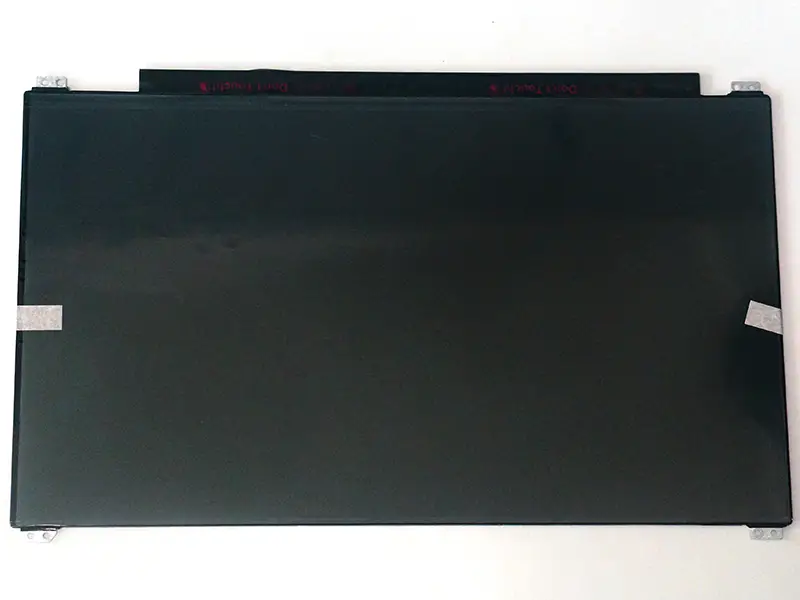 Remplacement du panneau LCD Innolux N133HCE-EN1
