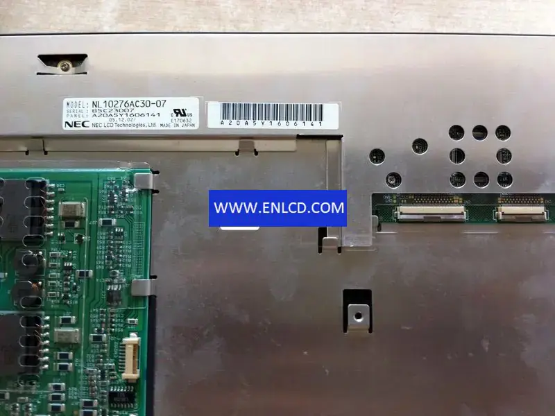 Remplacement du panneau LCD NLT NL10276AC30-07