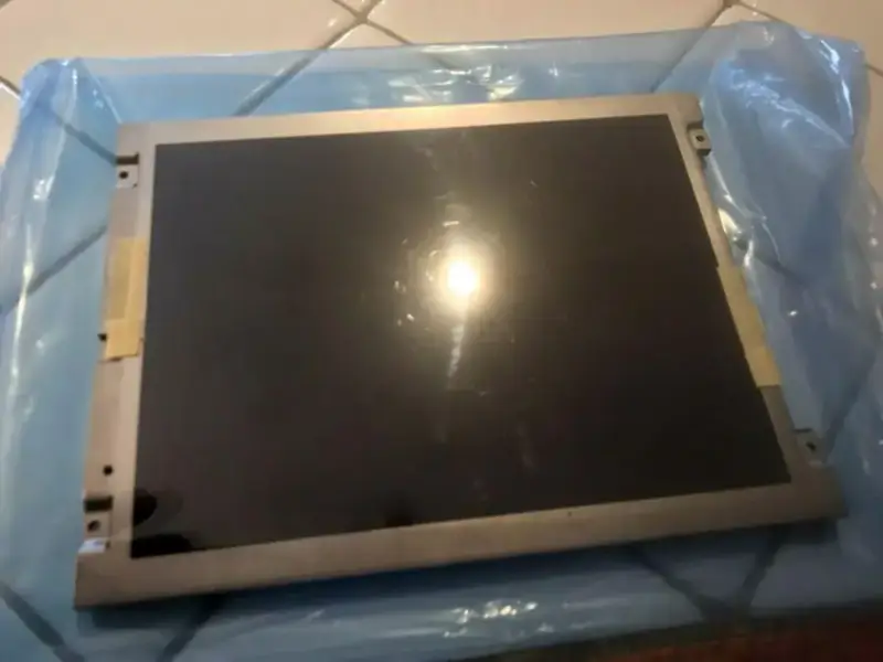 Remplacement du panneau LCD NL6448BC26-27F NLT pour application industrielle