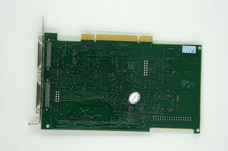 NI PCI-7344 4-osiowy sterownik krokowy/serwomechanizmu PCI