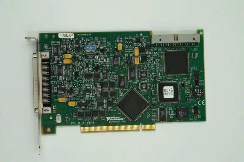 NI PCI-MIO-16E-4 carte d'acquisition de données multifonctions pour NI 6040