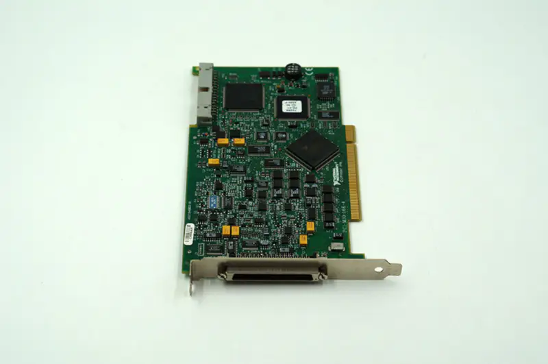 NI PCI-MIO-16E-4 carte d'acquisition de données multifonctions pour NI 6040