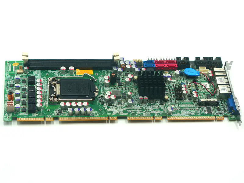 IEI PCIE-Q670-R20 Motherboard