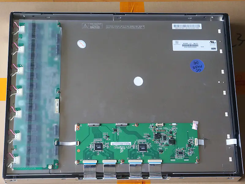 Chimei Innolux R208R3-L01 LCD