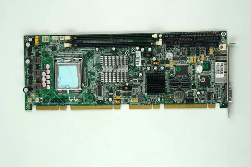 Portwell ROBO-8913VG2AR-VA BIOS:R1.00 B9305373AB18913821 industrial motherboard