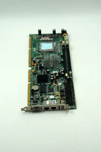 Portwell ROBO-8913VG2AR-VA BIOS:R1.00 B9305373AB18913821 przemysłowa płyta główna