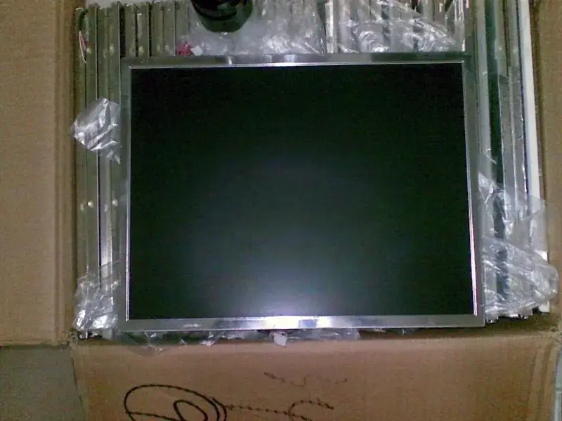 Samsung LTM150XO-L01 LCD