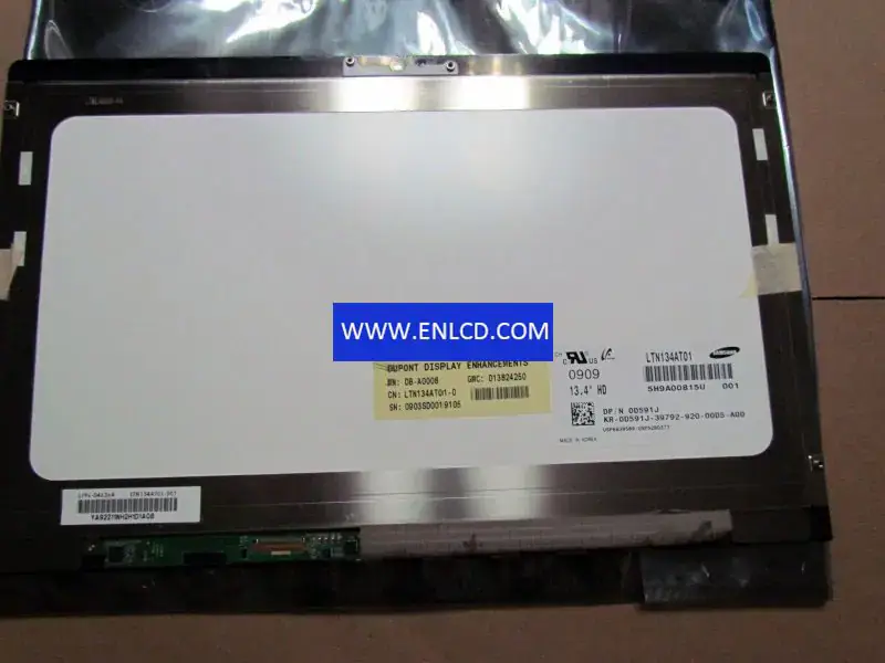 Remplacement du panneau LCD Samsung LTN134AT01-001