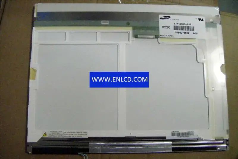 Remplacement du panneau LCD Samsung LTN150X5-L02