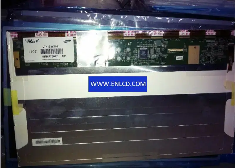 Sostituzione pannello LCD Samsung LTN173HT02-T01