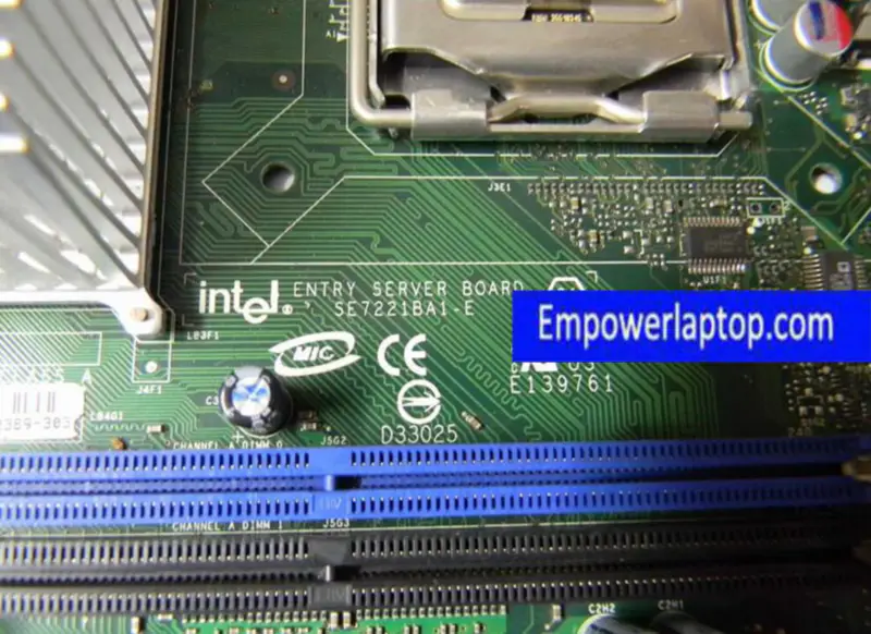 Intel SE7221BA1-E DDR2 LGA775 Scheda madre per server Scheda di rete doppia