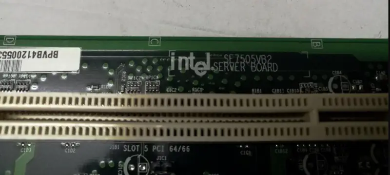 Intel SE7505VB2 604 arayüzlü Sunucu anakartı Çift Xeon