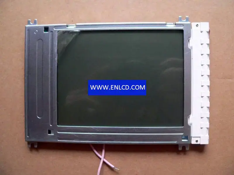 Remplacement du panneau LCD SHARP LM32K101