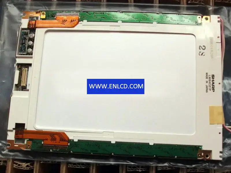 Remplacement du panneau LCD LM64C21P SHARP