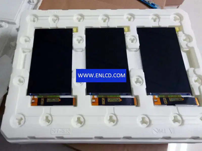 LQ055T3SX02(G) SHARP LCD panelinin değiştirilmesi