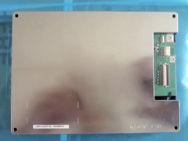 Sharp LQ057Q3DC03 LCD