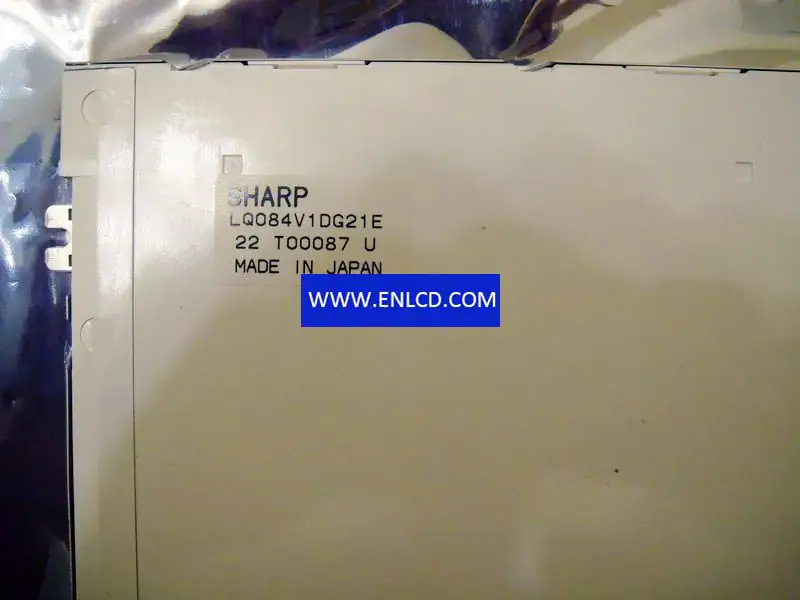 Remplacement du panneau LCD SHARP LQ084V1DG21E pour applications industrielles