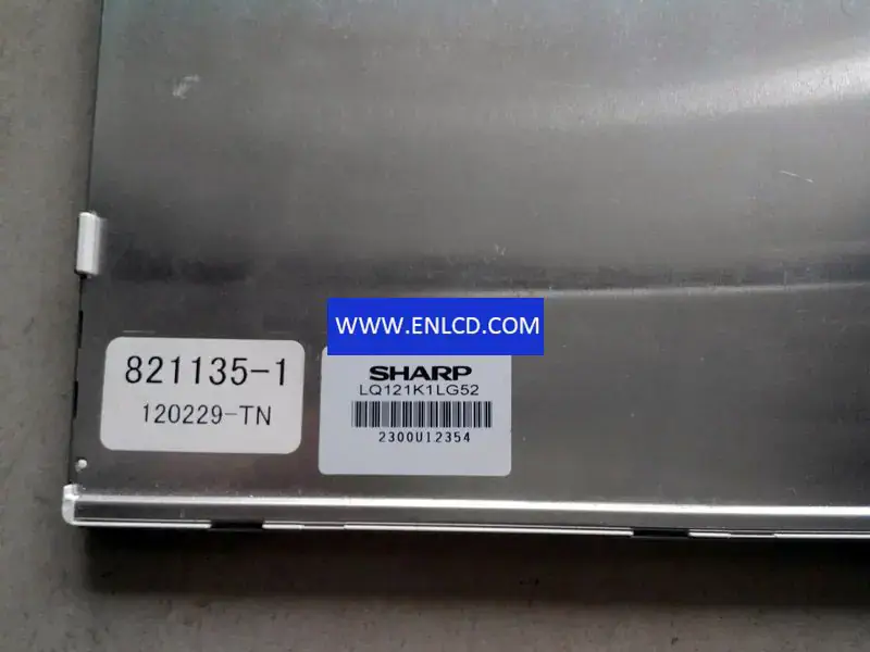 Remplacement du panneau LCD LQ121K1LG52 SHARP
