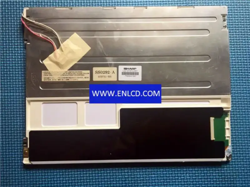 LQ121S1LG51 SHARP LCD panelinin değiştirilmesi