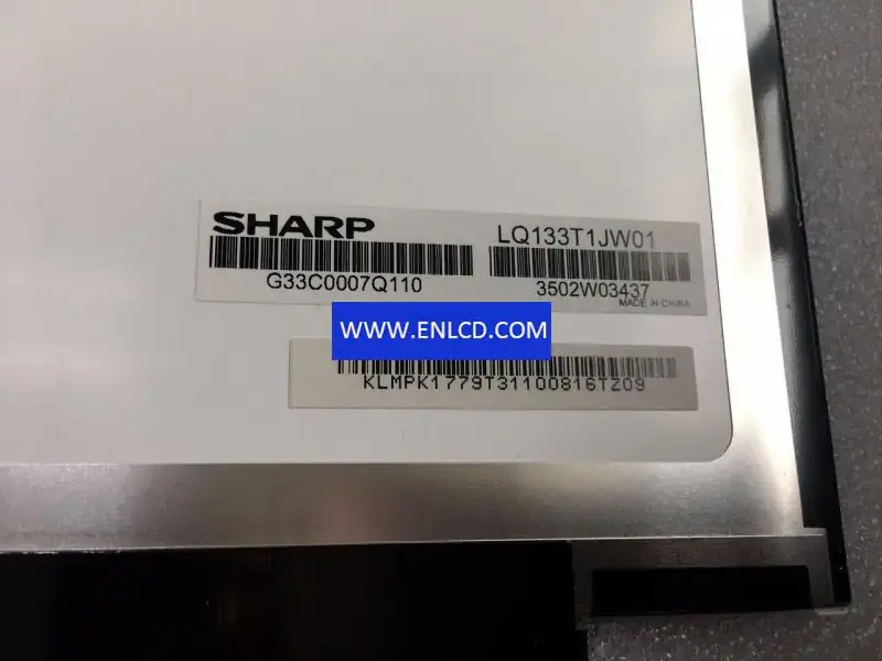 Remplacement du panneau LCD LQ133T1JW01 SHARP