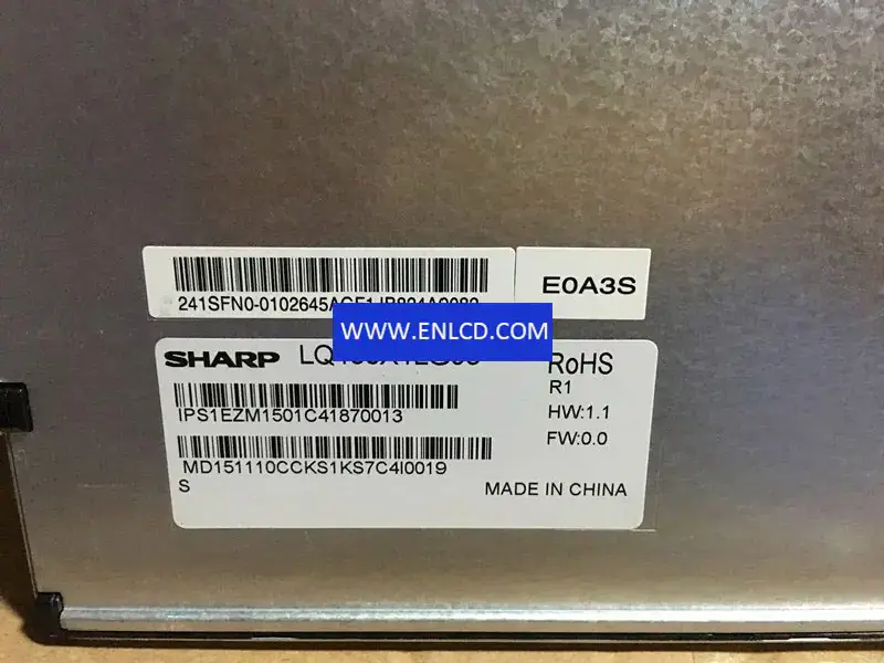 Remplacement du panneau LCD SHARP LQ150X1LG98 pour applications industrielles