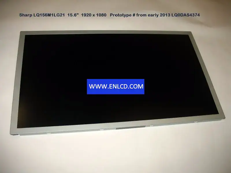 Remplacement du panneau LCD LQ156M1LG21 SHARP