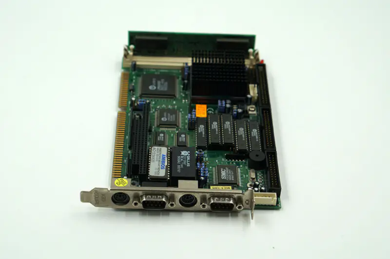 Carte mère IEI SSC-486H