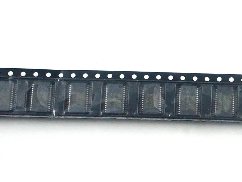 Audio codec IC chip WM8731SEDS WM8731SEDS/RV WM8731SEDS/V IC CODEC PORT INTERNET 28SSOP