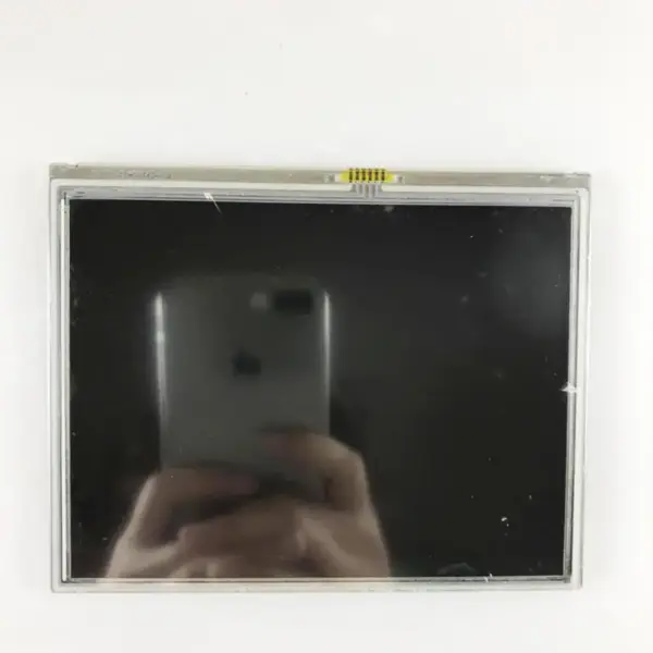 Remplacement du panneau LCD Kyocera TCG057VGLBC-D20 pour applications industrielles