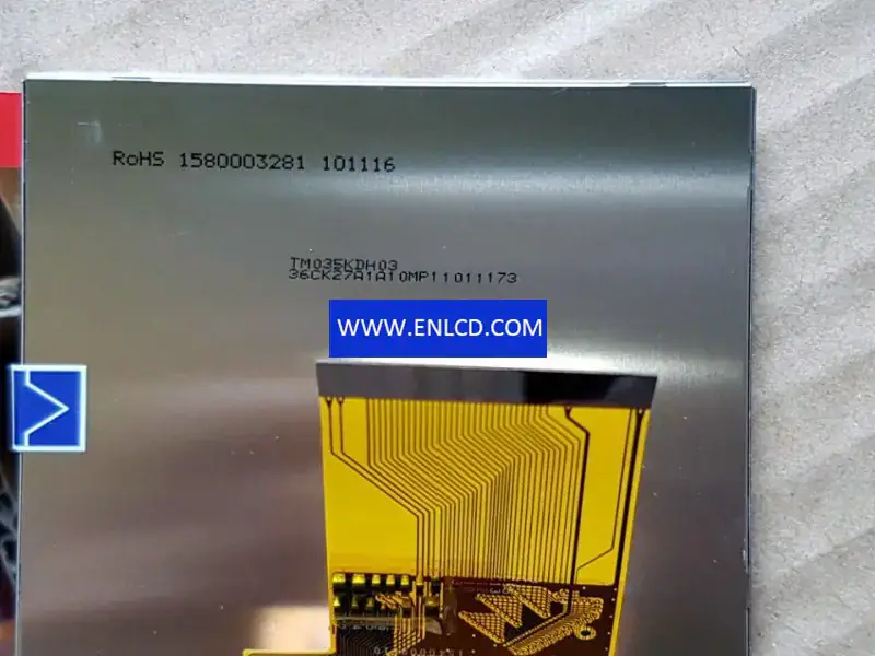 Remplacement du panneau LCD Tianma TM035KDH03-36