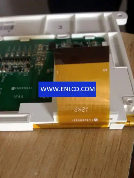 Remplacement du panneau LCD Tianma TM050QDH01 pour écran tactile