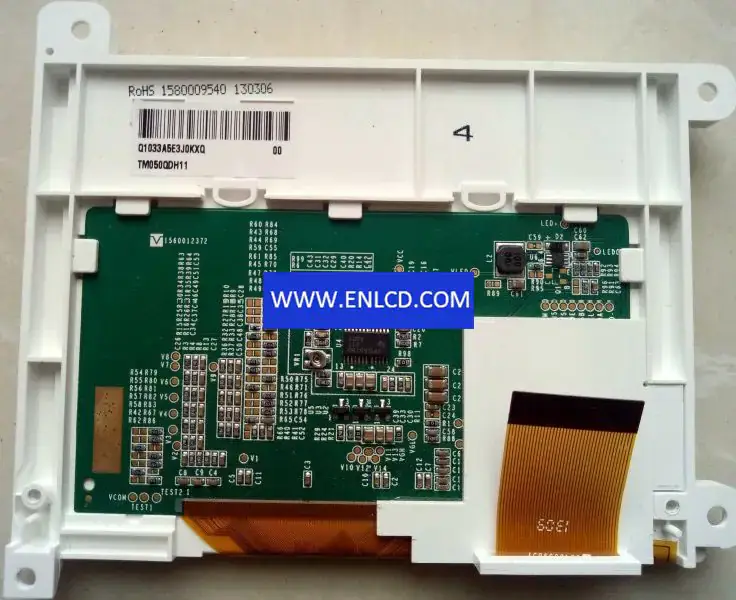 Remplacement du panneau LCD Tianma TM050QDH11